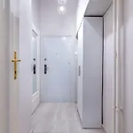 Economy Downtown Design - Free Parking - Balcony - Super Puplic Transport - Ac Apartman *