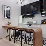 Apartman Economy Downtown Design - Free Parking - Balcony - Super Puplic Transport - Ac