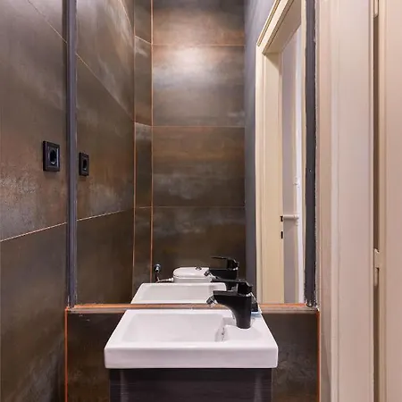 Economy Downtown Design - Free Parking - Balcony - Super Puplic Transport - Ac Budapest