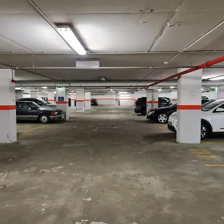 Economy Downtown Design - Free Parking - Balcony - Super Puplic Transport - Ac Apartment *